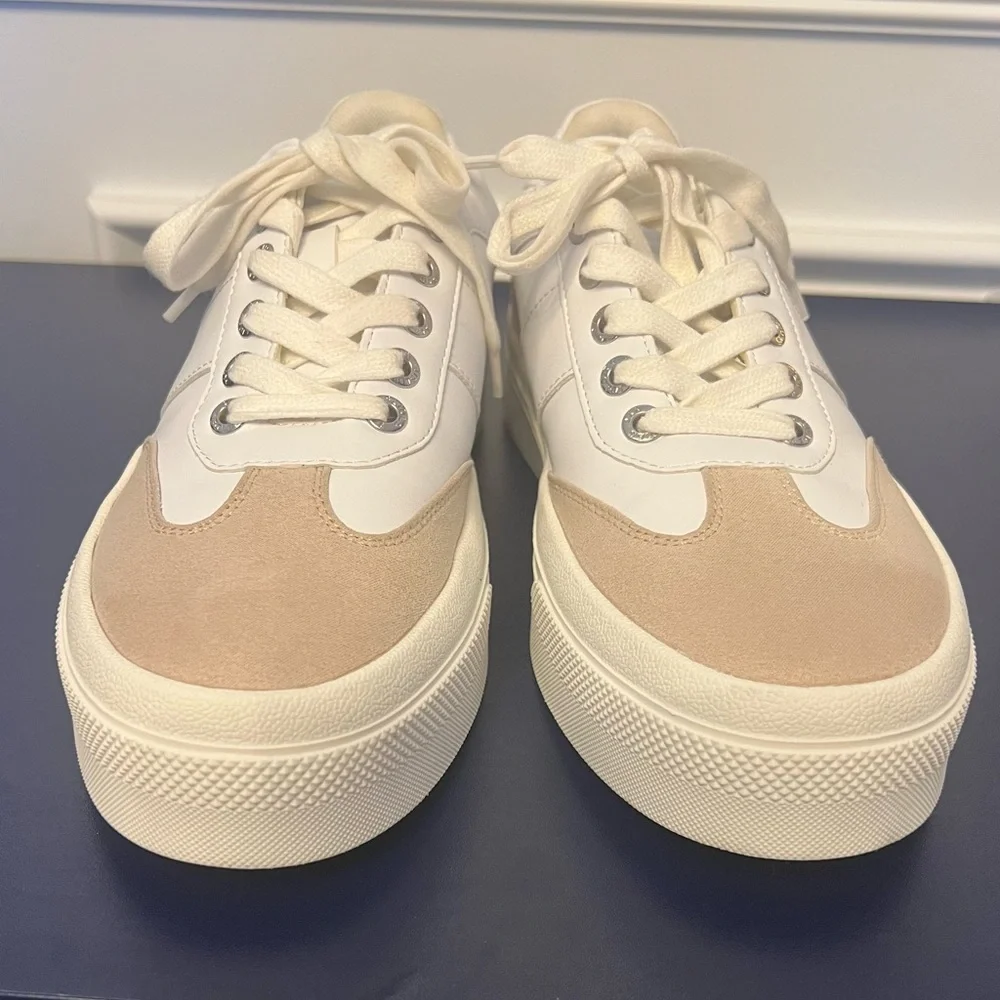 J/SLIDES NYC Gable White Sand Luxe Size 8 Sneakers